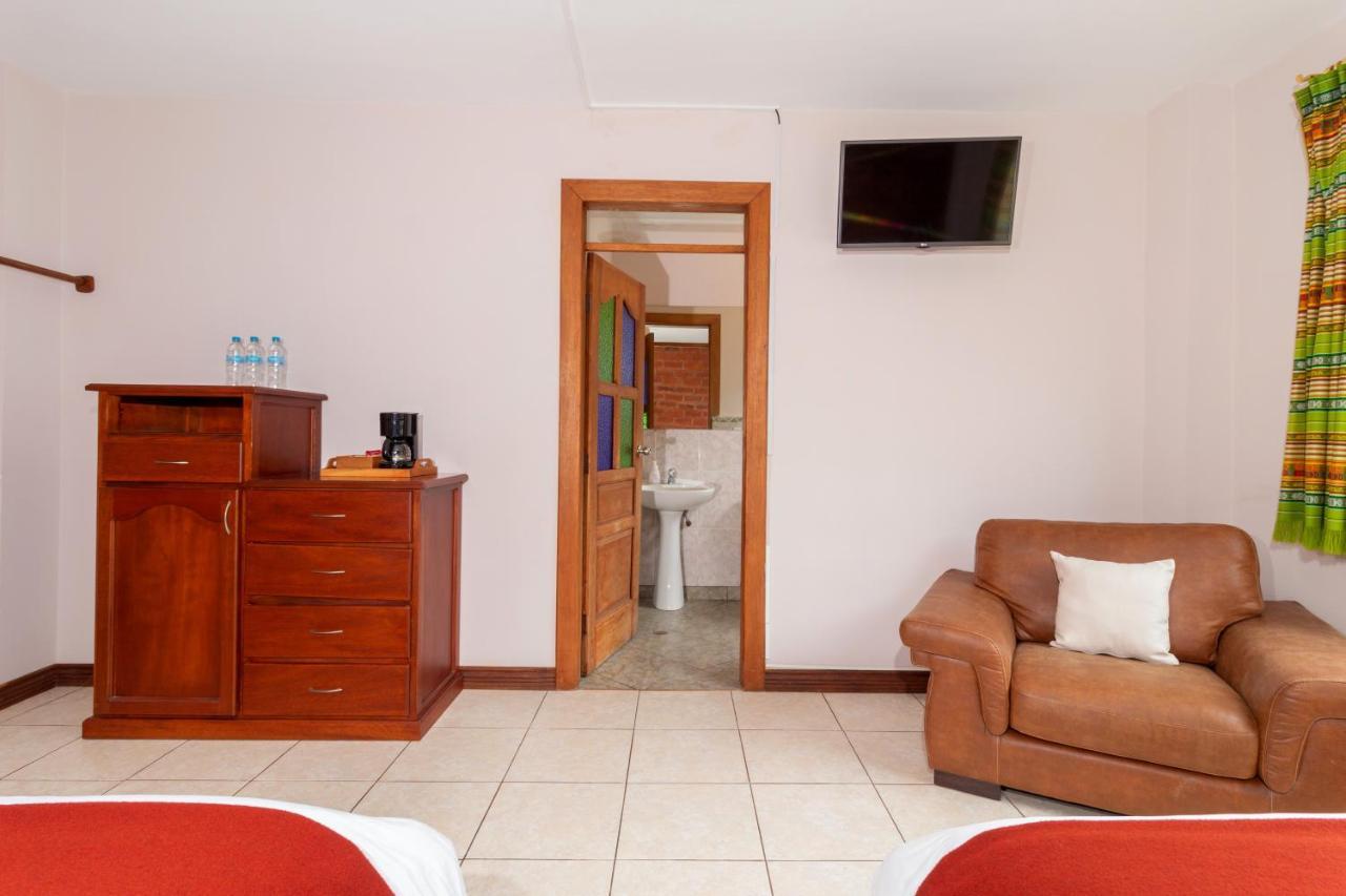 Napolitano Apart Hotel บาญอส ภายนอก รูปภาพ